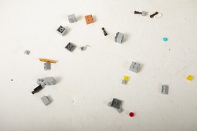 Lego Minecraft (A2R) 21123 The Iron Golem (JSF6) Over 200Pcs Parts Incomplete