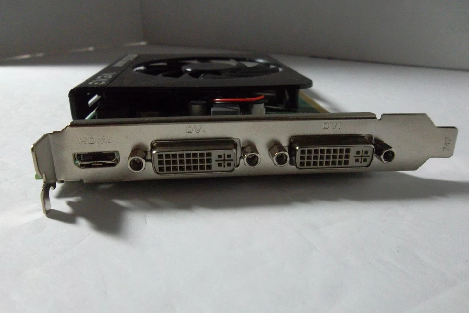 EVGA GeForce GT 620 PCIe Graphics Video Card 1GB DVI mini HDMI 01G-P3-2621-KR - Image 3 of 4