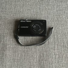 Nikon Coolpix S3000 12MP Digital Camera - Working - No Charger