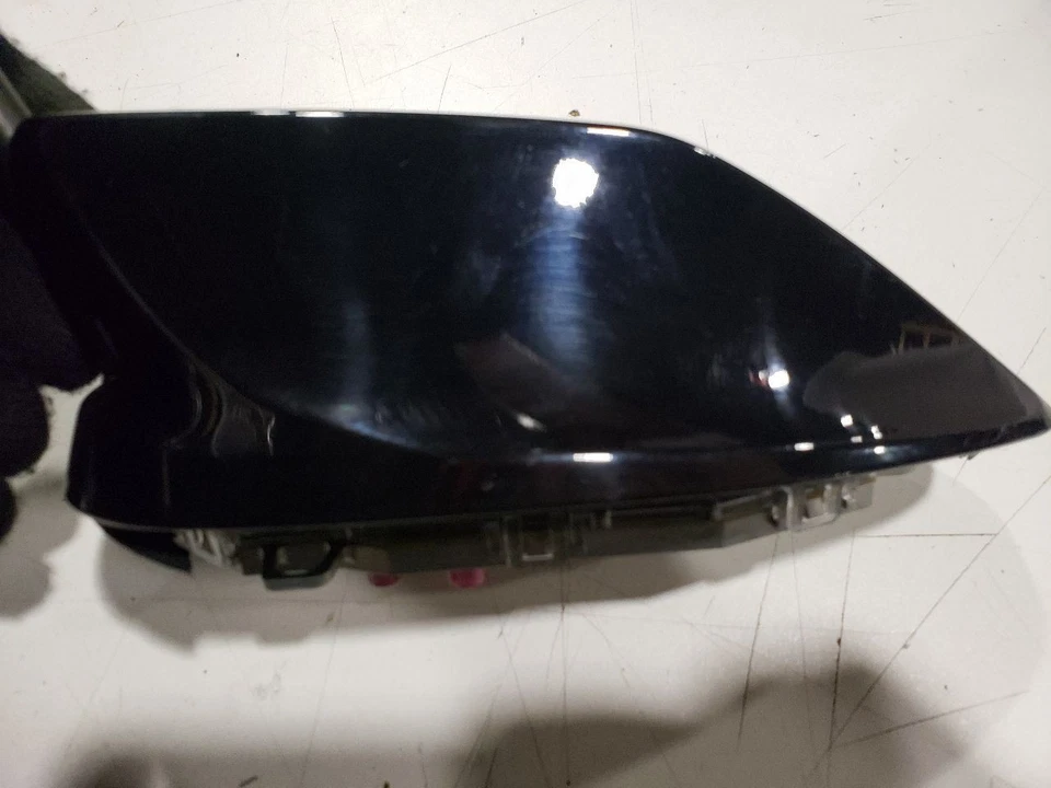 Antena de radio - BMW I3 LCI 2020 - OEM 21367510, 28325117 Foto 4 de 4