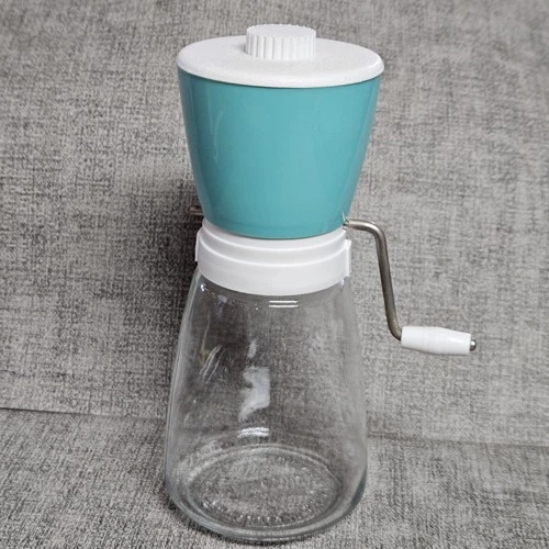 Vintage Federal Housewares Chicago Nibot Crp Nut Grinder Turquoise White & Glass
