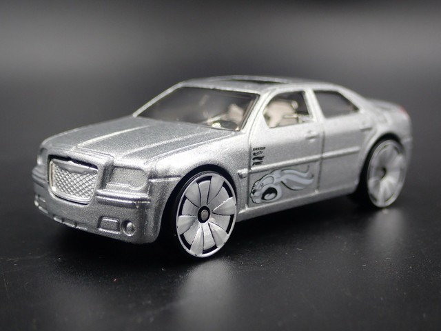 chrysler 300 matchbox car