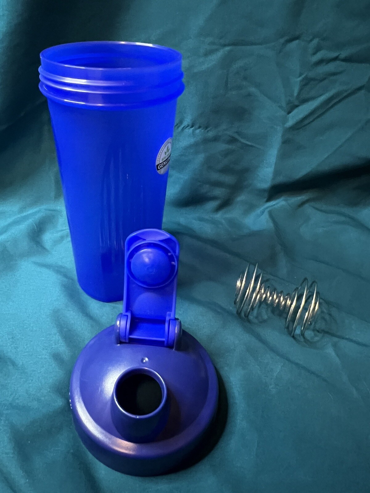 Blender Bottle Classic Shaker Mixer Cup For Protein Shakes Blue BPA. 117