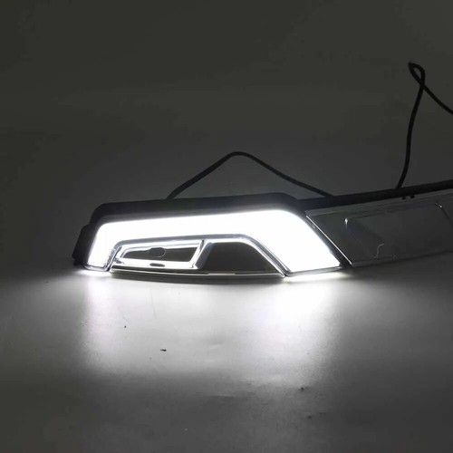 Tracer LED Windshield Trim For Touring Street Glide FLHX 2014-2023 Special FLHXS - Picture 10 of 11