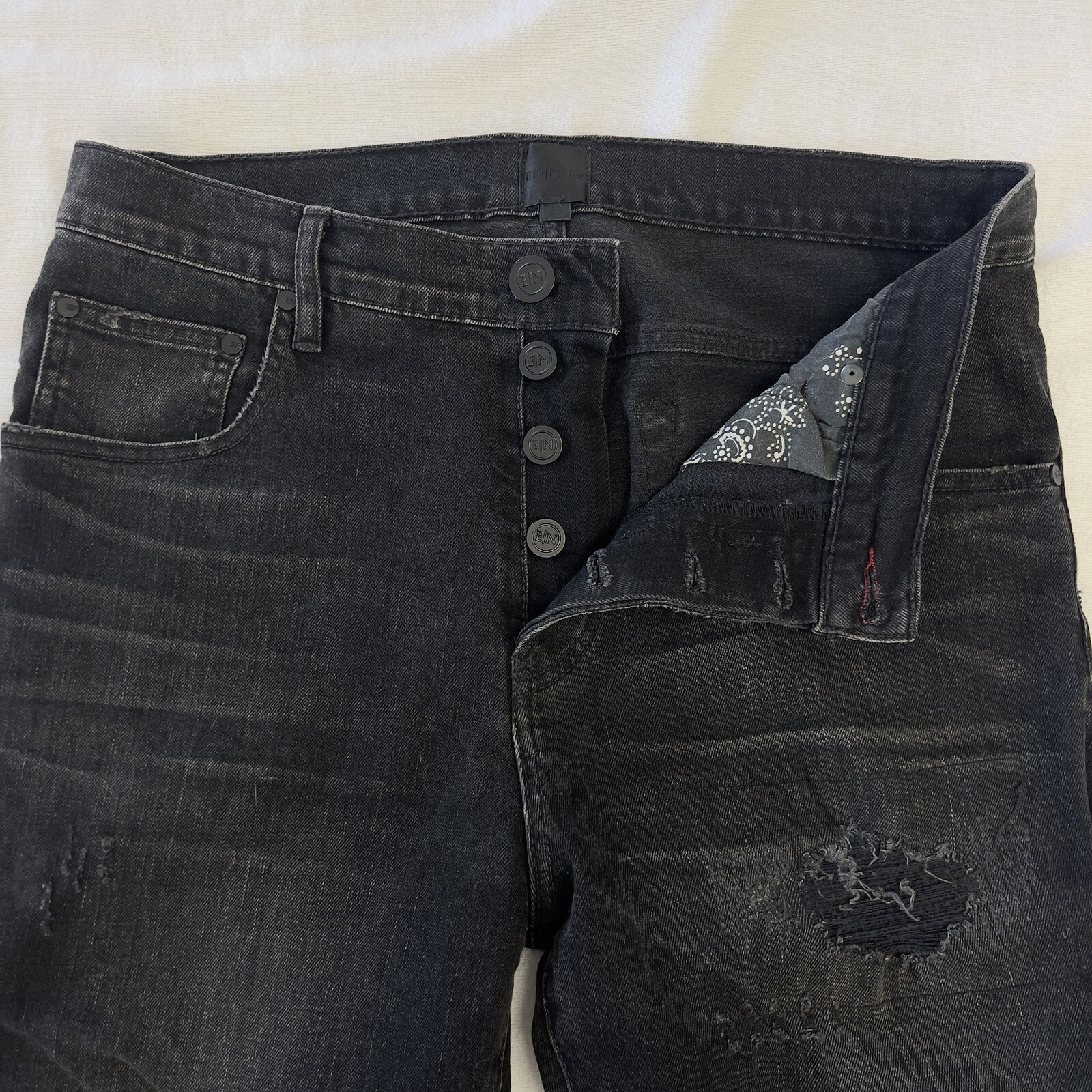 En Noir Jeans Distressed denim black button fly mens sz W33 L35 stretch USA made image 10