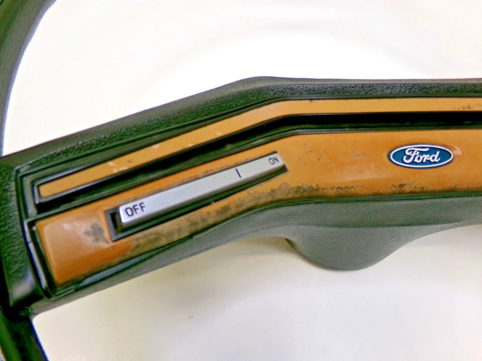 78-86 Ford Bronco F-150 F-250 Econoline Xlt Cruise Steering wheel Original OEM - Image 4 of 4