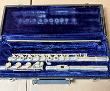 Artley Model 4-0 Open-Hole Flute   Made in USA   Serial 451277   With Case