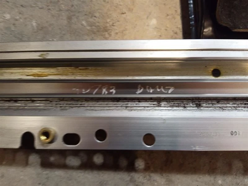 NISSAN SENTRA Sun Moon Roof Top Glass Track Motor Slide Rails Guides 8510401 Foto 2 de 4