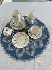 Kaffeeservice 18 tlg H&T England Fine Bone China Goldrand Blumen + Tischdecke