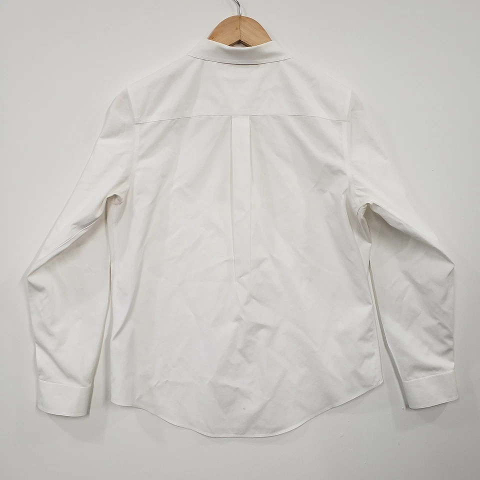 Camisa LL Bean Para Hombres Blanca Sin Arrugas Manga Larga Con Botones Talla M Foto 2 de 4