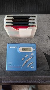 Sony MZ-R500 Recording MD Walkman Portable MiniDisc Recorder Tested & Working