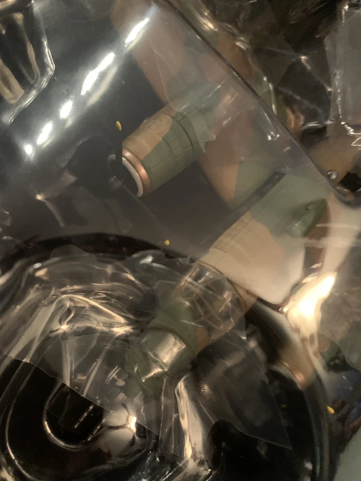 Corgi AA34809 Vickers Armstrong Wellington MK.1A "R for Robert" Airplane Model - Image 4 of 4