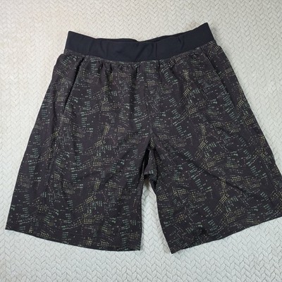Lululemon Mens Large Athletic Shorts Black Green Digital Grid Print 9'' Inseam