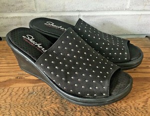 skechers rumblers silky smooth