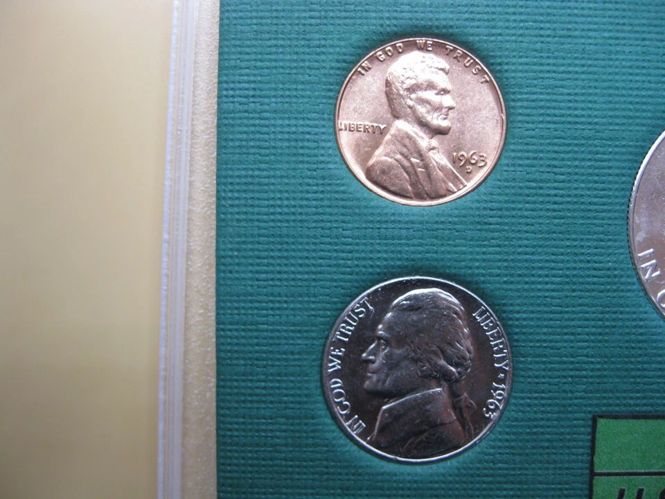 1963 D US Silver Mint Set Brilliant Uncirculated! - Image 3 of 4