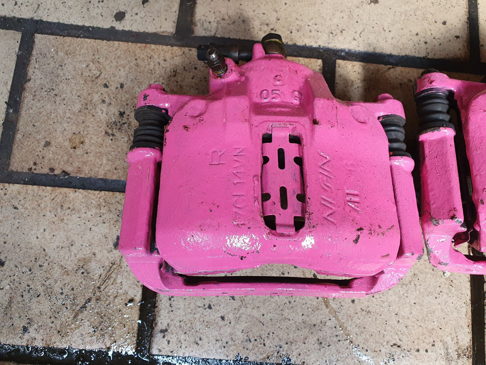 NISSIN Brake caliper front knuckle 17CL14 262m Honda CIVIC EE9 CRX EE8