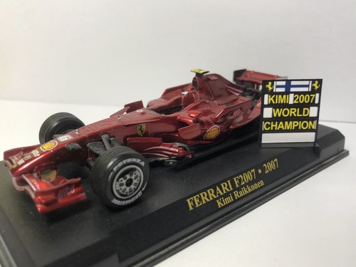 Pitboard 1:43/1:18 (Pizarra F1) / Kimi Raikkonen (Ferrari) 2007 World Champion - Imagen 5 de 13