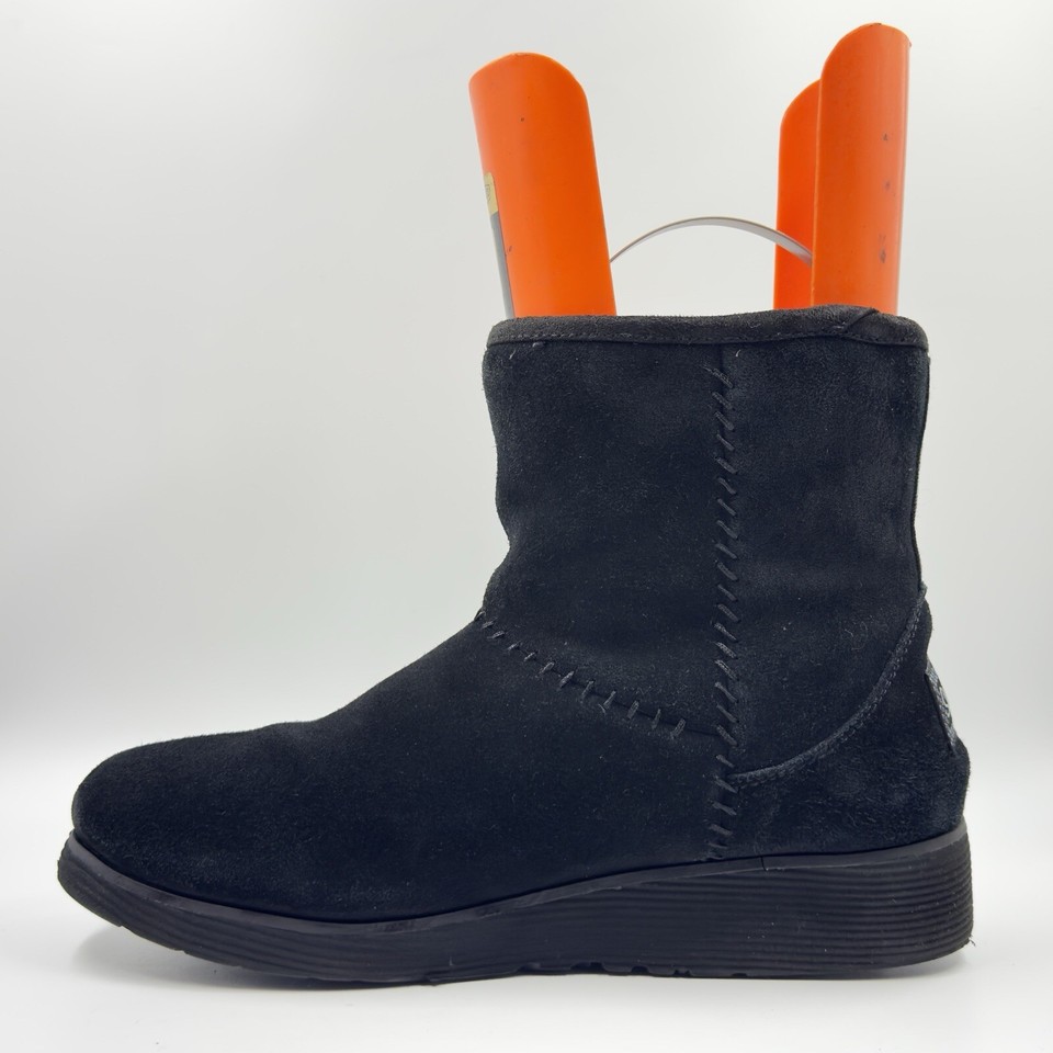 Skechers Keepsakes Wedge Cabin Fever Women’s Black Suede Midcalf Boot