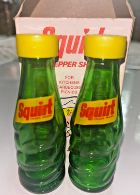 Vintage 1974 Squirt Soda Collectible Glass Salt & Pepper Shakers w/Original Box