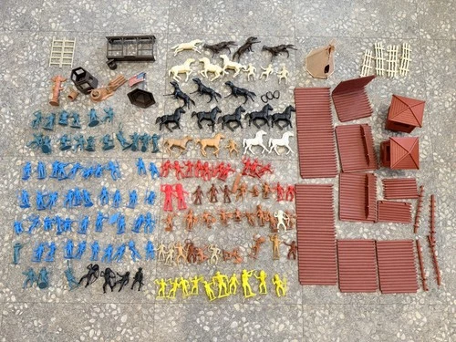 Vintage Fort Apache Play Set Marx Lot 172 Pcs Incomplete 60s 70s