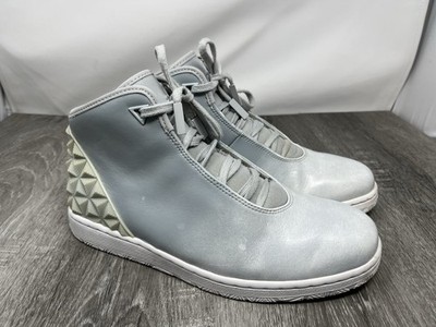 Nike Air Jordan Instigator Men s Size 10 Gray Basketball Leather Shoes Sneakers