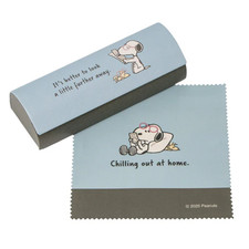 Snoopy Eyeglass Case with Cloth  Too close  Japan NEW