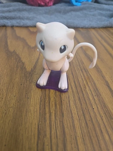 Vintage MEW Pokemon 4" Toy Figure Burger King 1999 Articulated Nintendo