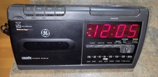 Vintage General Electric GE 7-4936A AM/FM Radio Cassette Alarm Clock Radio