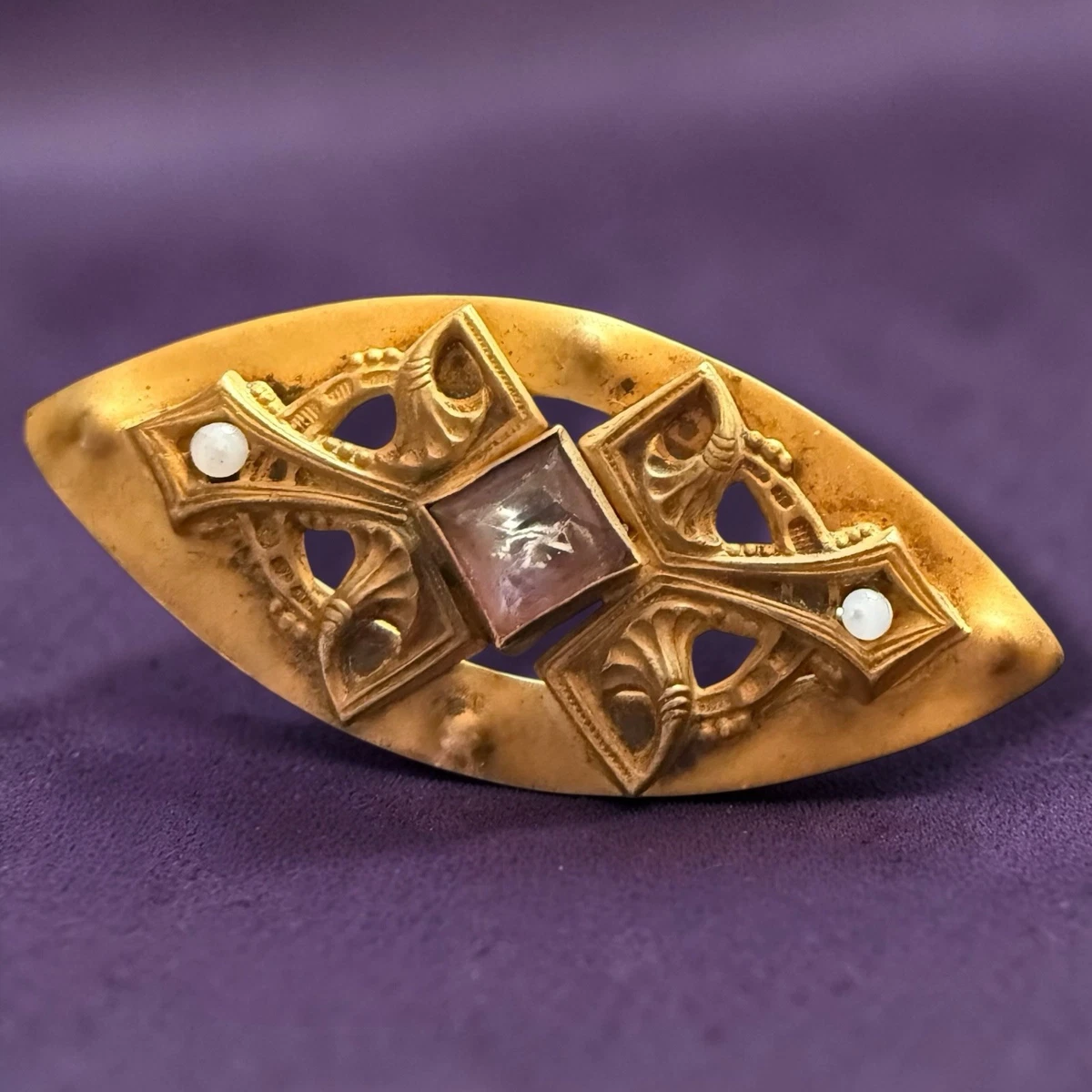 Antique Fashion Signed Vintage & Antique Brooches & Pins for sale