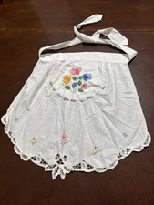 VTG Appliqu Handmade White Embroidered Floral Daisies Half Apron 56" Strings