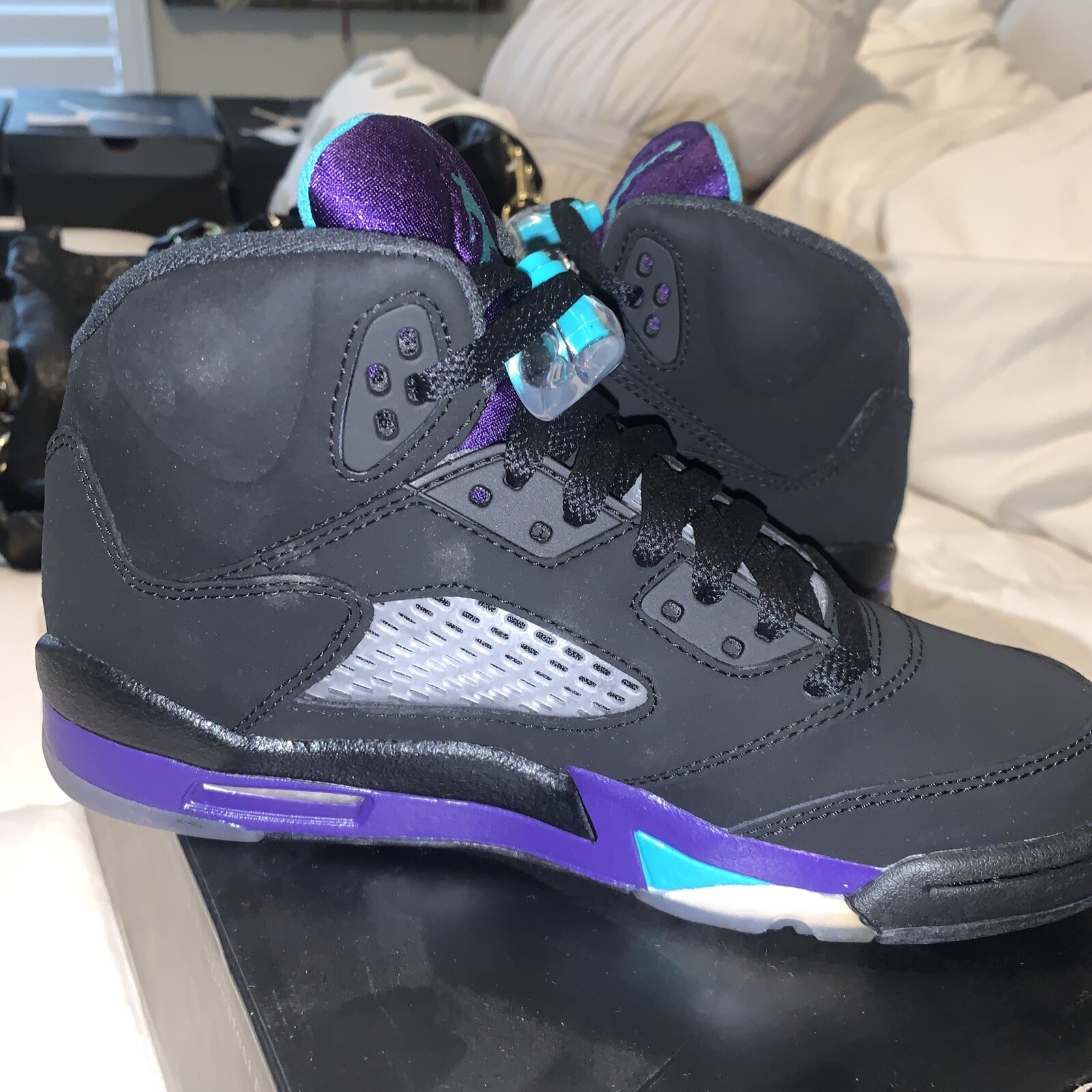 grape jordan 5