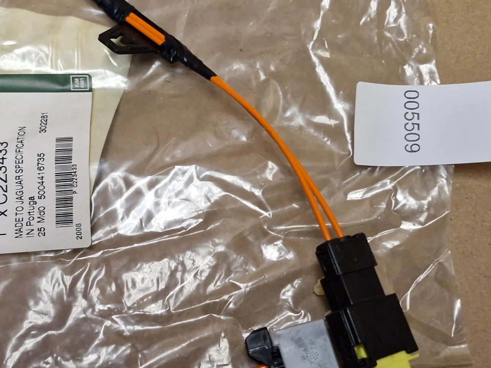 Jaguar XF XFR Boot Harness Link Lead 09-15 C2Z3433 8X2T-18K925-AC Genuine - Image 3 of 4