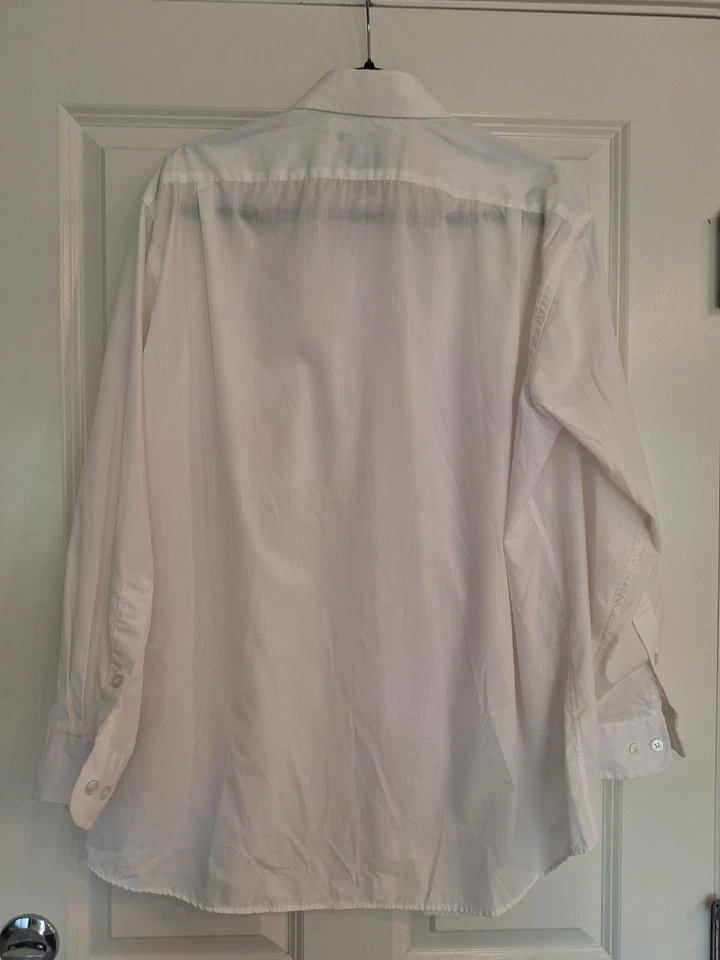 Givenchy Long Sleeve Button Down Long Sleeve Shirt Mens Sz 33 / 17 White - Image 4 of 4