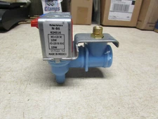 Norcold Dual Port Water Valve for Ice Maker and Water Dispenser #624516
