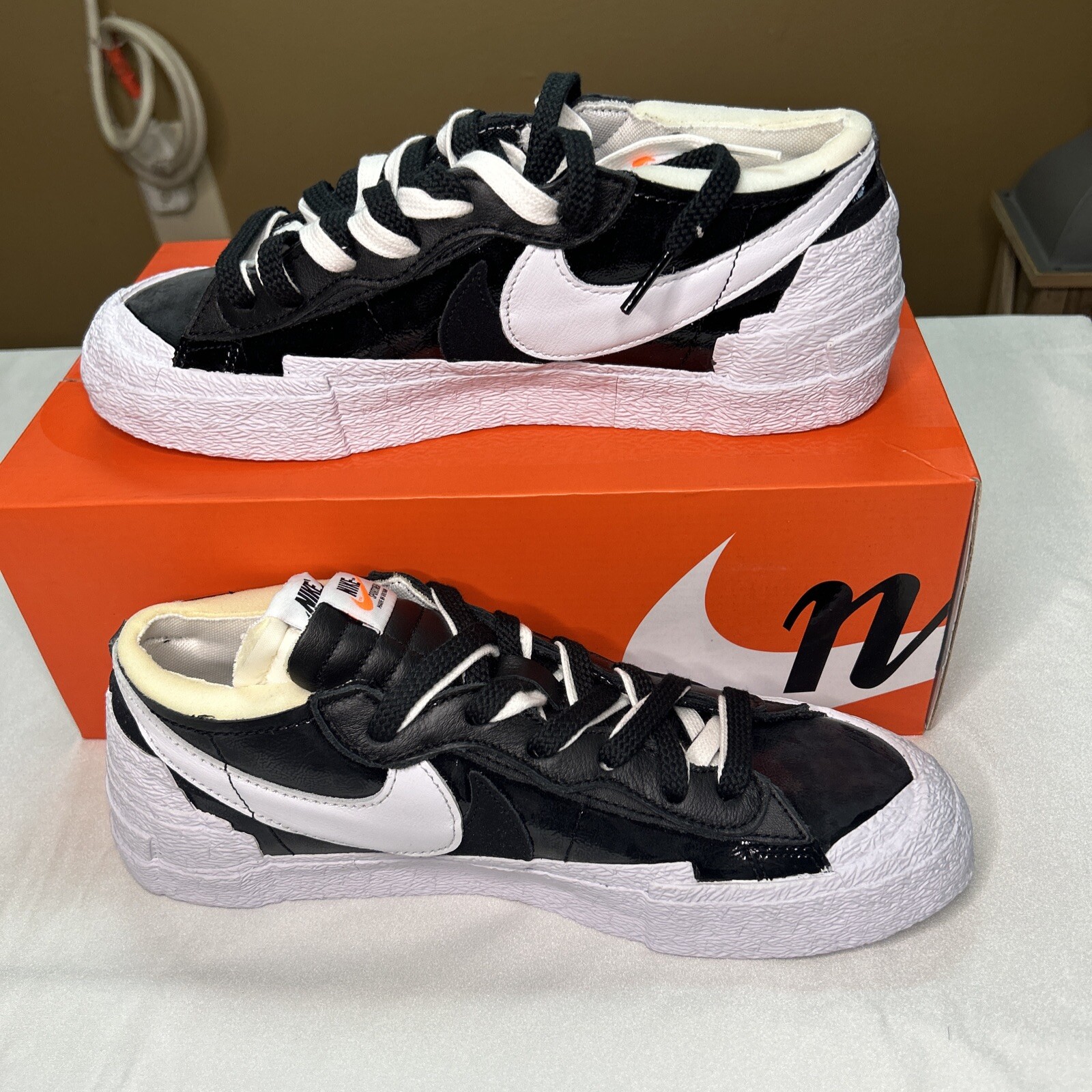 SACAI X NIKE Taglia 8 Nike Sacai x Blazer nero basso brevetto DM6443 001