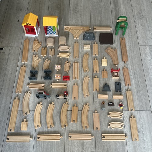BRIO World GENUINE WOODEN TRAIN TRACK Mixed Bundle x 66 Lot 1 Thomas Crane Etc