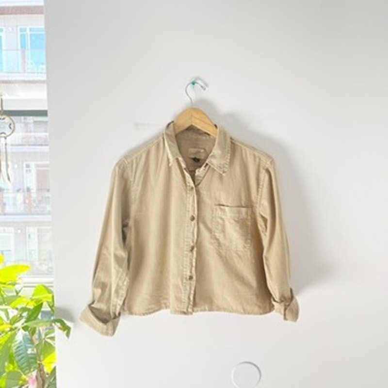 Universal Thread Brown Cropped Button Up Top Size… - image 1