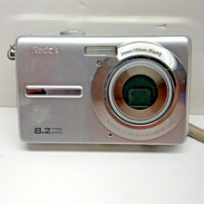 Kodak EasyShare M863 Silver Digital Camera - UNTESTED / SOLD AS IS / FOR PARTS
