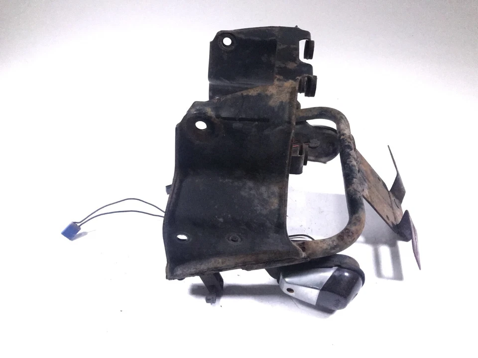 90 Suzuki Katana 1100 GSX1100F 后挡泥板尾座支架框架 — 第 3/4 张图片