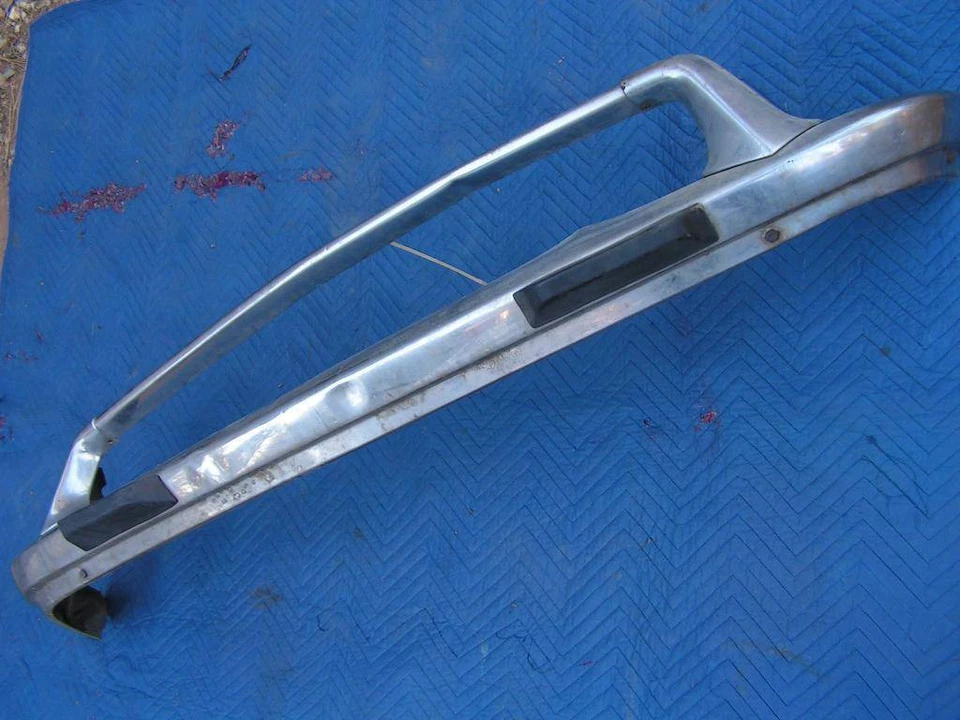 Parachoques trasero cromado Citroen ID DS 19 21 Pallas sedán OEM libre de óxido muy bueno Foto 4 de 4