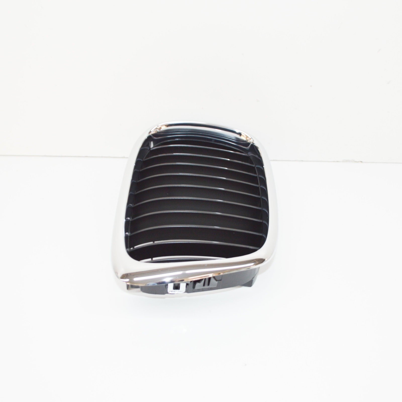 BMW E39 Front Radiator Kidney Black Grille Right 7005838 