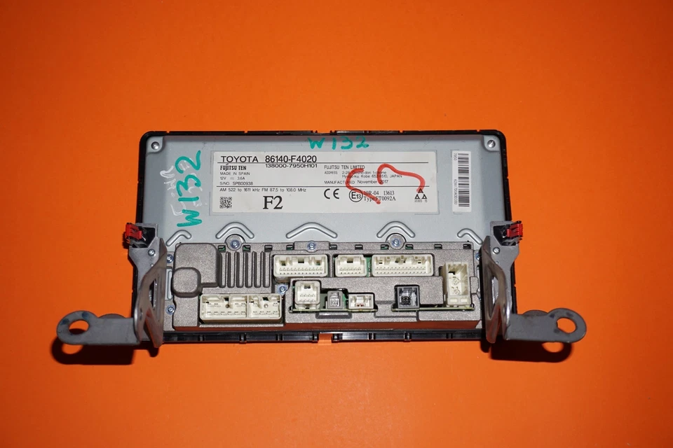 Display  Toyota CHR CH-R  Navigation  LCD  86140-F4020 - Bild 3 von 4