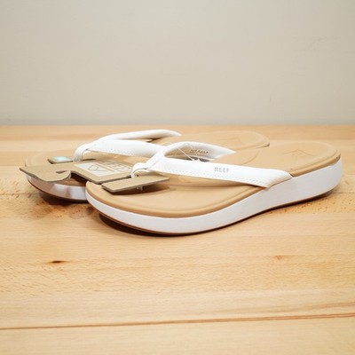 REEF Cushion Cloud Flip Flops Sandals - Women's 11 - White/Tan **NEW**