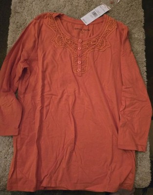 NWT *** Rebecca Malone Coral W/Buttons & Crocheted Overlay 3/4 Sleeve Top Size M
