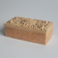 Handcast Designs Limited UK Vintage Rectangular Trinket Box Intricate Floral Lid