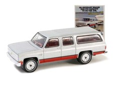 1981 Chevrolet Suburban Diecast 1:64 Scale Model - Greenlight 39140F