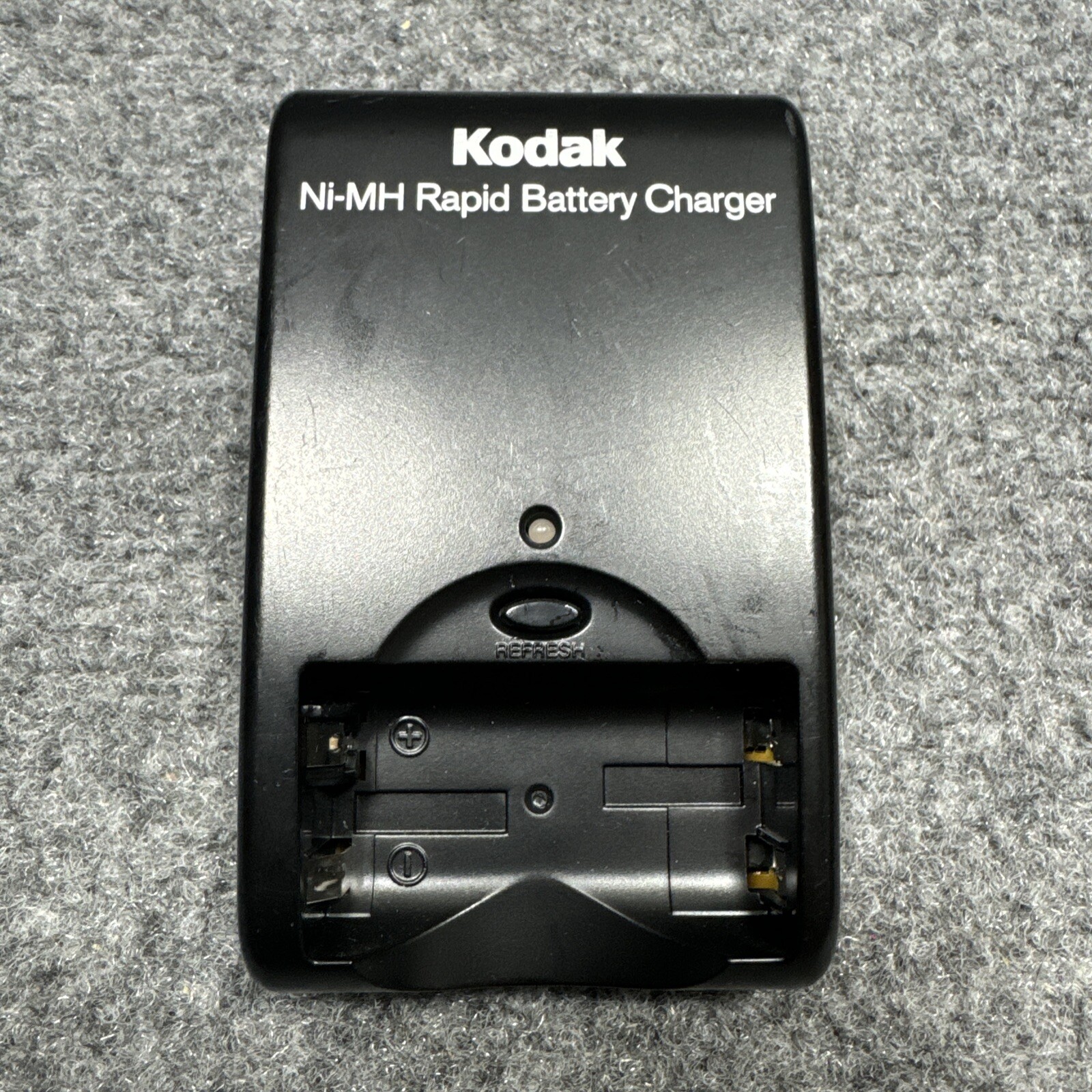 Kodak Ni-MH Rapid Battery Charger K4500 for Rechargeable Batteries AA Size