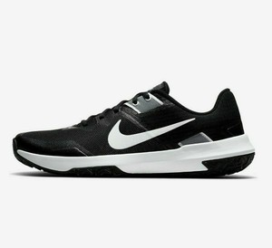 nike varsity compete tr 4e