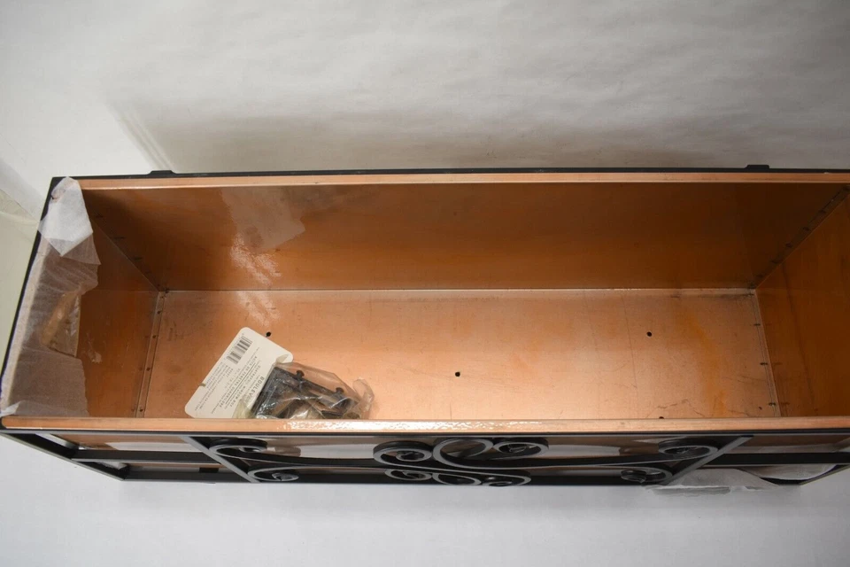 Caja de madera Panacea Quatrefoil ventana negra con revestimiento de metal cobre 30" Foto 4 de 4