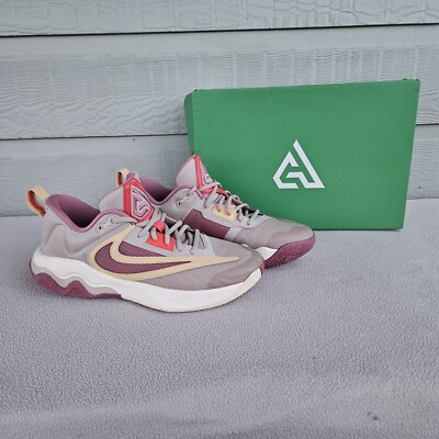 Nike Giannis Immortality 3 Sneaker Men SZ 9 Fossil Stone Celestial DZ7533-200